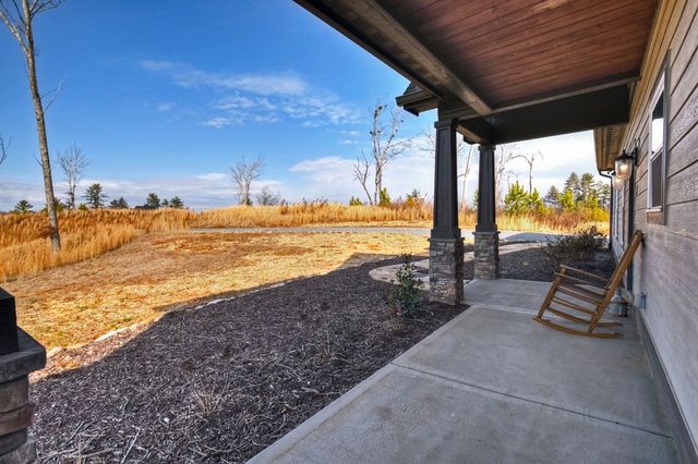 28 Mountaintown Overlook, Ellijay, GA 30540