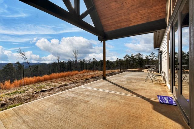 28 Mountaintown Overlook, Ellijay, GA 30540