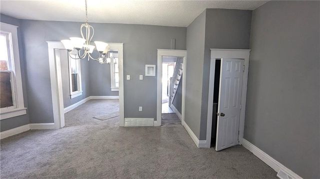 421 Hardesty Avenue, Kansas City, MO 64124