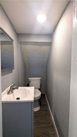 421 Hardesty Avenue, Kansas City, MO 64124