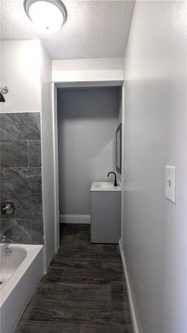 421 Hardesty Avenue, Kansas City, MO 64124