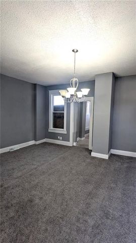 421 Hardesty Avenue, Kansas City, MO 64124