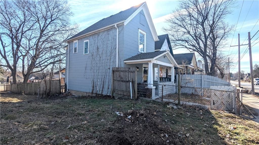 421 Hardesty Avenue, Kansas City, MO 64124