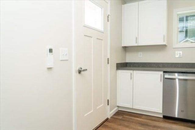 680 South East St., Holyoke, MA 01040