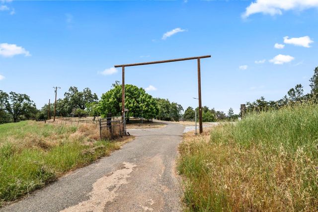 3700 Springer Rd, Placerville, CA 95667