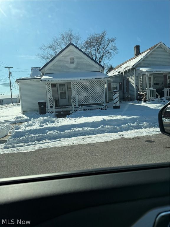 228 Harrison, Zanesville, OH 43701