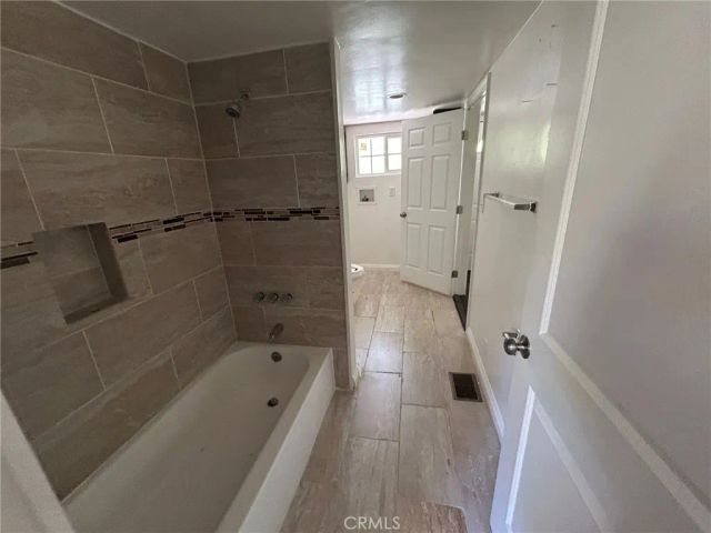 22951 Redwood, Crestline, CA 92325