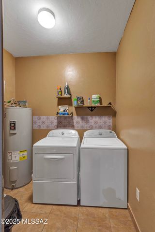 1999 W Bramburgh Court, Tucson, AZ 85713