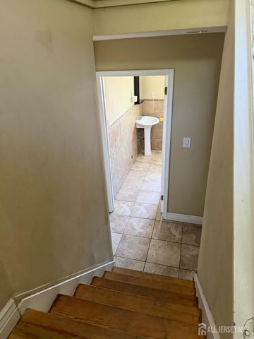 557 Renewal Way, Port Reading, NJ 07064