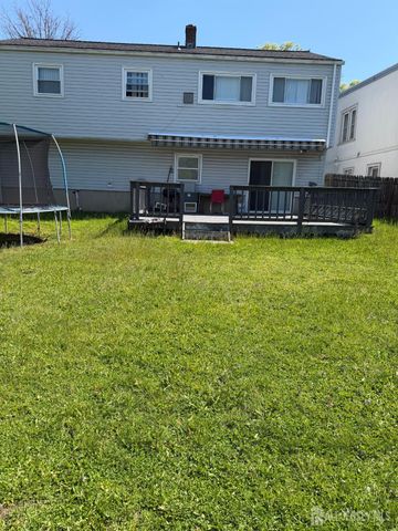 557 Renewal Way, Port Reading, NJ 07064