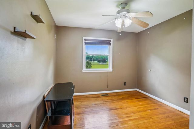 15295 WOODVILLE RD, Waldorf, MD 20601