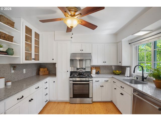 7575 Sw 140TH Ave, Beaverton, OR 97008