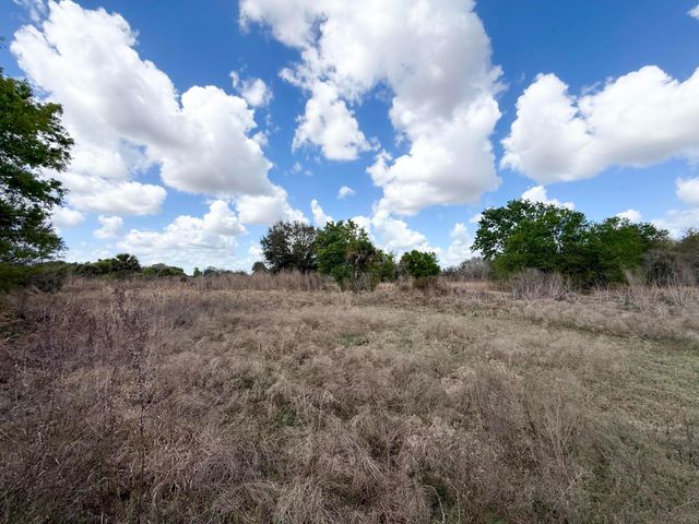 19571 NW 262nd Street, Okeechobee, FL 34972