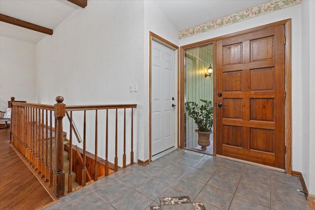 717 Mansfield CIRCLE, Hartland, WI 53029