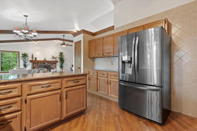 717 Mansfield CIRCLE, Hartland, WI 53029