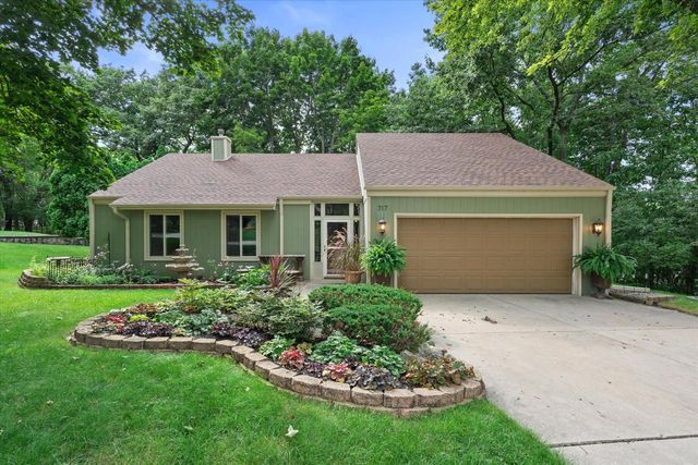 717 Mansfield CIRCLE, Hartland, WI 53029