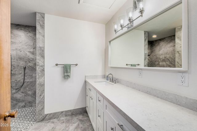 409 E HERMOSA Circle, Tempe, AZ 85282