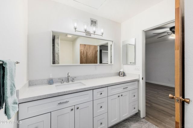 409 E HERMOSA Circle, Tempe, AZ 85282