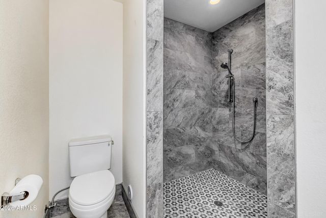 409 E HERMOSA Circle, Tempe, AZ 85282