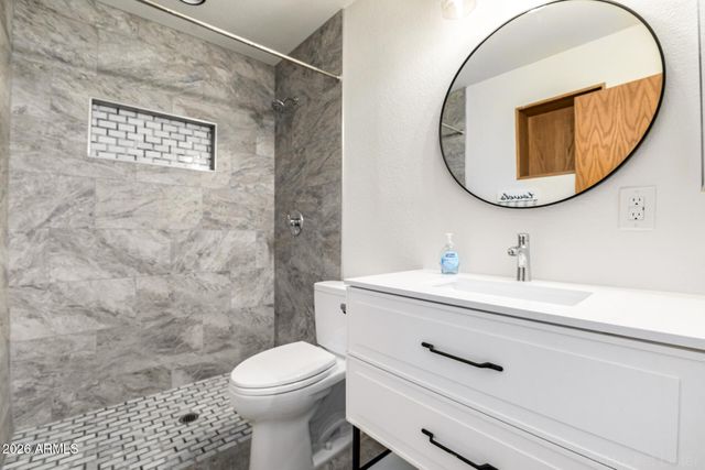 409 E HERMOSA Circle, Tempe, AZ 85282