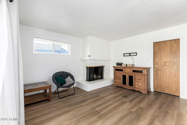 409 E HERMOSA Circle, Tempe, AZ 85282