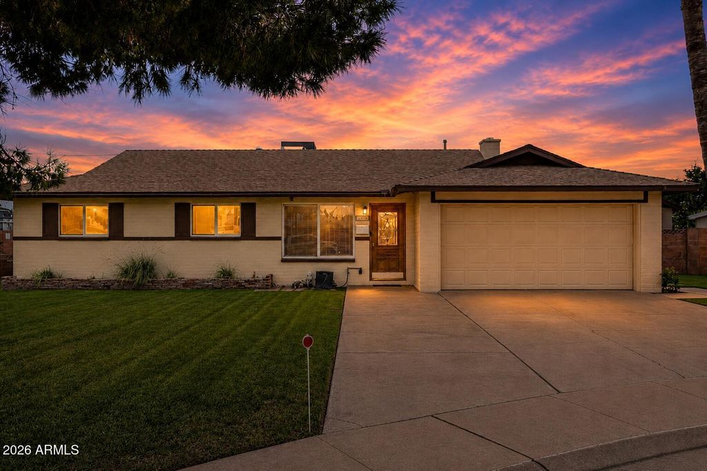 409 E HERMOSA Circle, Tempe, AZ 85282 — photo 2