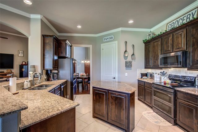 15440 Saddle Ridge Circle, Terrell, TX 75160