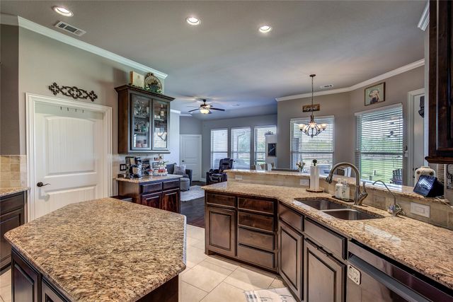 15440 Saddle Ridge Circle, Terrell, TX 75160