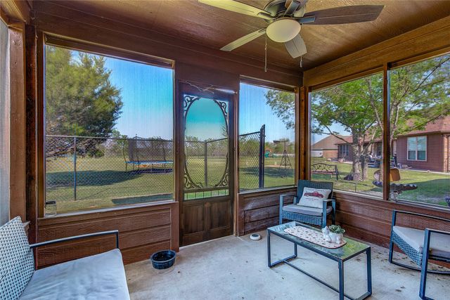 15440 Saddle Ridge Circle, Terrell, TX 75160