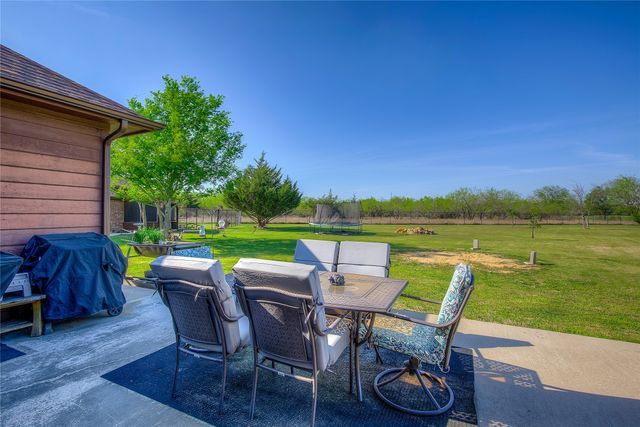 15440 Saddle Ridge Circle, Terrell, TX 75160