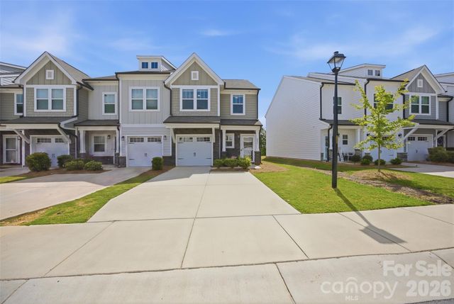 2037 Crooked Oak Lane, York, SC 29745