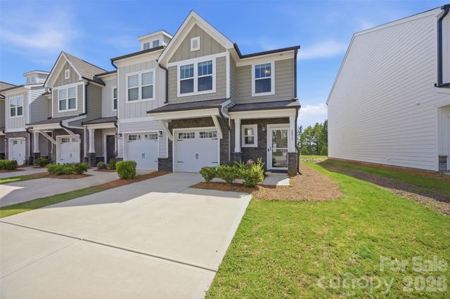 2037 Crooked Oak Lane, York, SC 29745