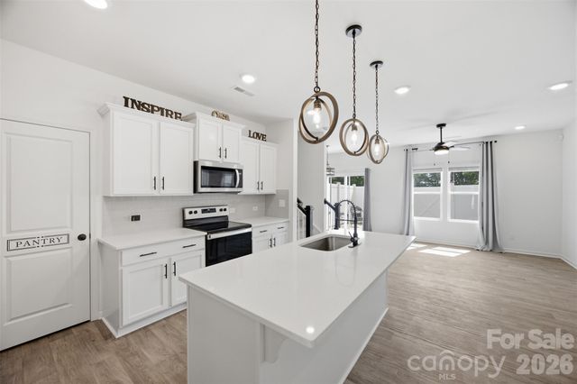 2037 Crooked Oak Lane, York, SC 29745