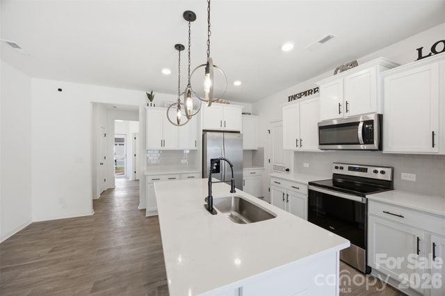 2037 Crooked Oak Lane, York, SC 29745