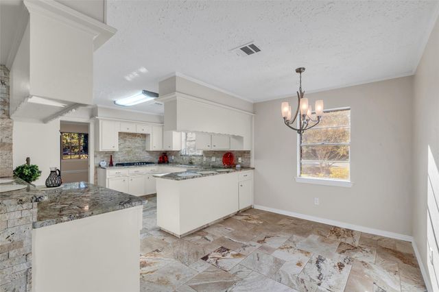 603 Saint Andrews Road, Houston, TX 77339