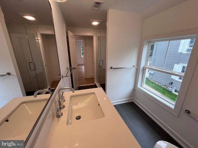 625 CONESTOGA RD, Villanova, PA 19085