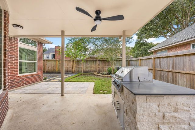 23111 Winding Knoll Drive, Katy, TX 77494