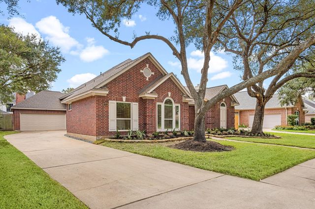 23111 Winding Knoll Drive, Katy, TX 77494