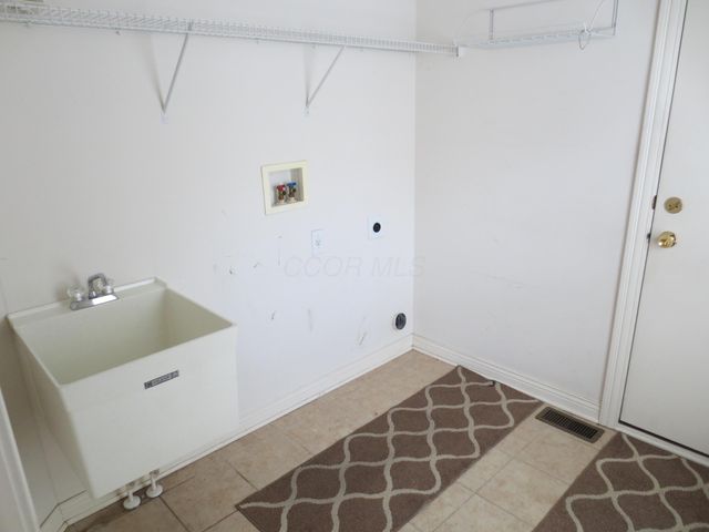6926 Camden Drive, New Albany, OH 43054