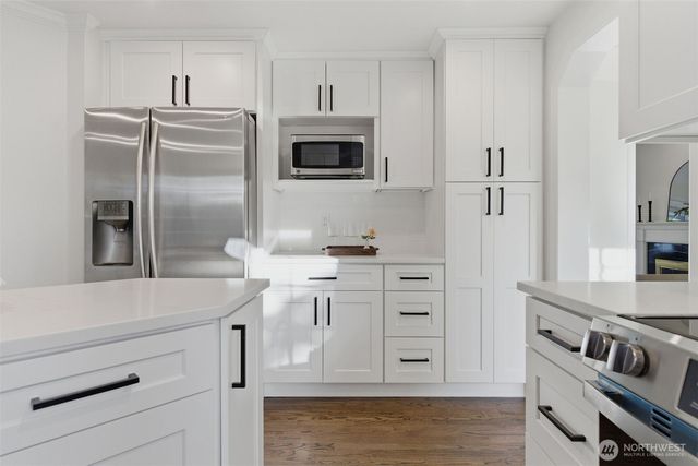 3435 214th Place SE, Sammamish, WA 98075