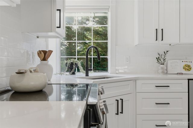 3435 214th Place SE, Sammamish, WA 98075