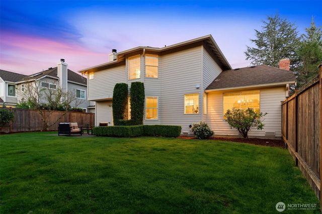 3435 214th Place SE, Sammamish, WA 98075