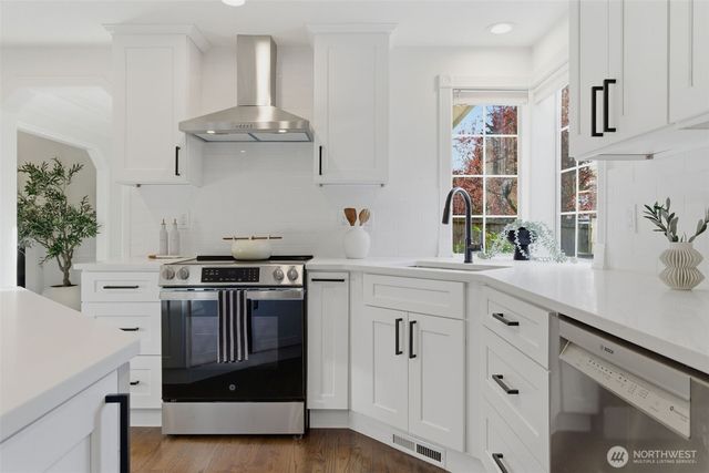 3435 214th Place SE, Sammamish, WA 98075