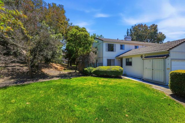 3 Arete Court, Hercules, CA 94547