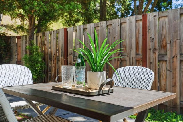3 Arete Court, Hercules, CA 94547