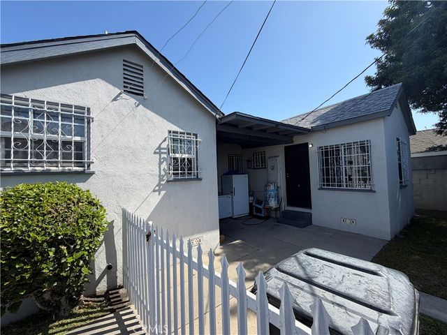 1128 E 126th Ave,, Los Angeles, CA 90059