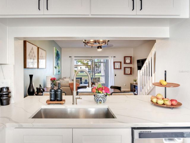 6331 BAYSIDE KEY DRIVE, Tampa, FL 33615