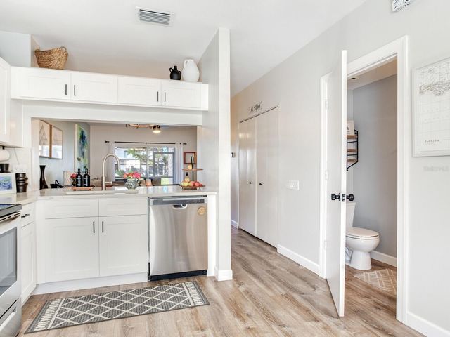 6331 BAYSIDE KEY DRIVE, Tampa, FL 33615