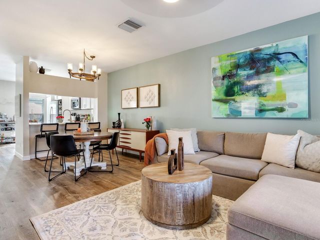 6331 BAYSIDE KEY DRIVE, Tampa, FL 33615