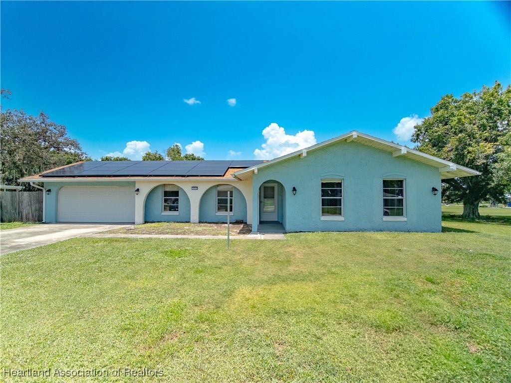 332 Blazing Star Road, Sebring, FL 33876